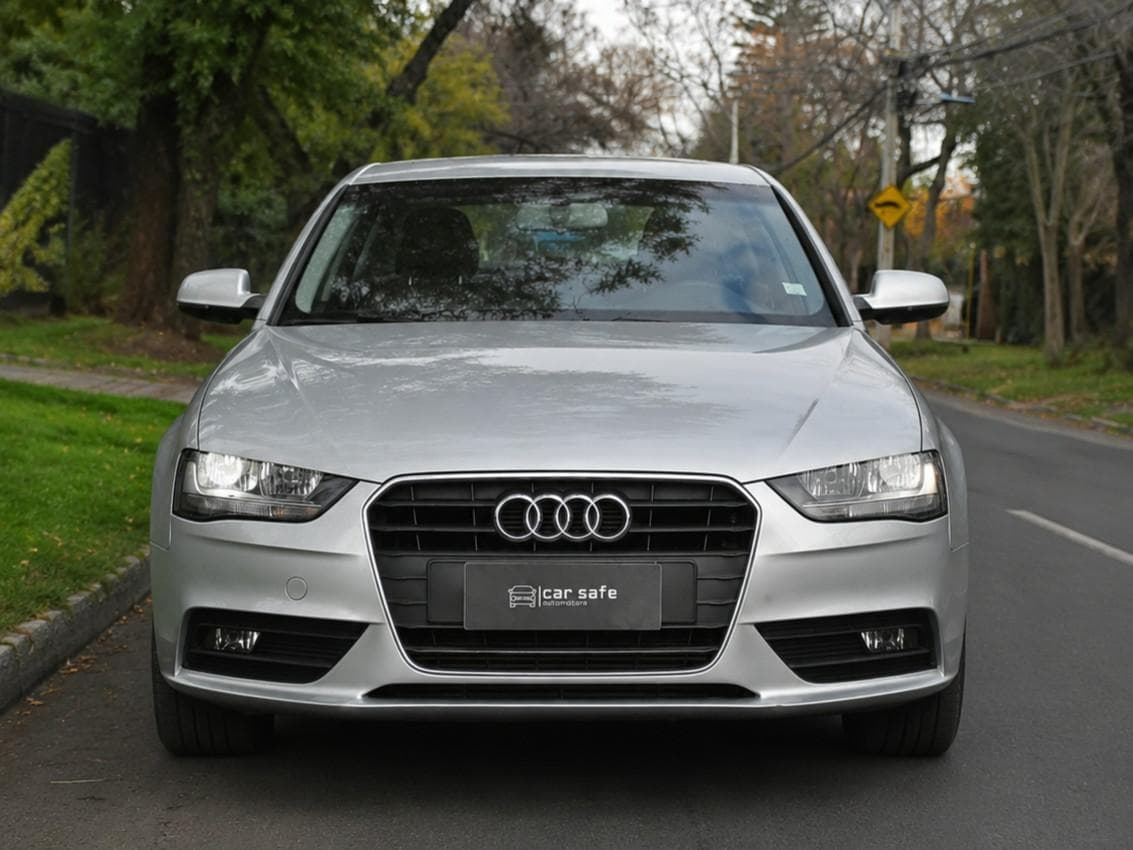 Audi A4 2013 (1/8)